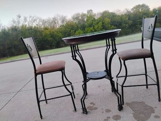 Tall 3 piece Barstool Table Set.