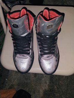 McM  Shoes