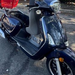 Kymco Like 150cc Moped