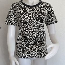 Jaclyn Smith Black and White Animal Print Short Sleeve Top