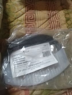 Pampered Chef Crinkle Cutter #1063 - French Fry Slicer | Vegetable Salad Chopping Knife | Stainless Steel Blade | Plastic Handle sells for 27.95 onlin