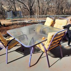 Patio Set for Lakers Fans!