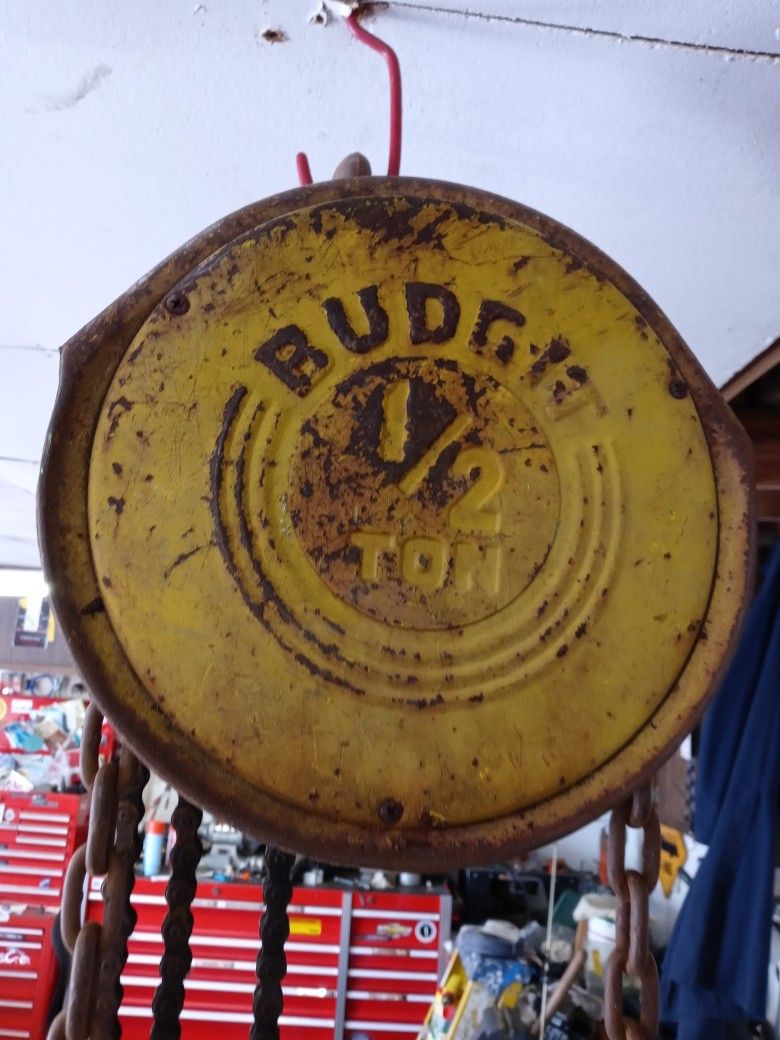 Budgit 1/2 Ton Hoist