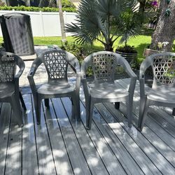 4 Plastic Outdoor Chairs 