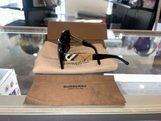 Burberry Sunglasses with Case and Cloth