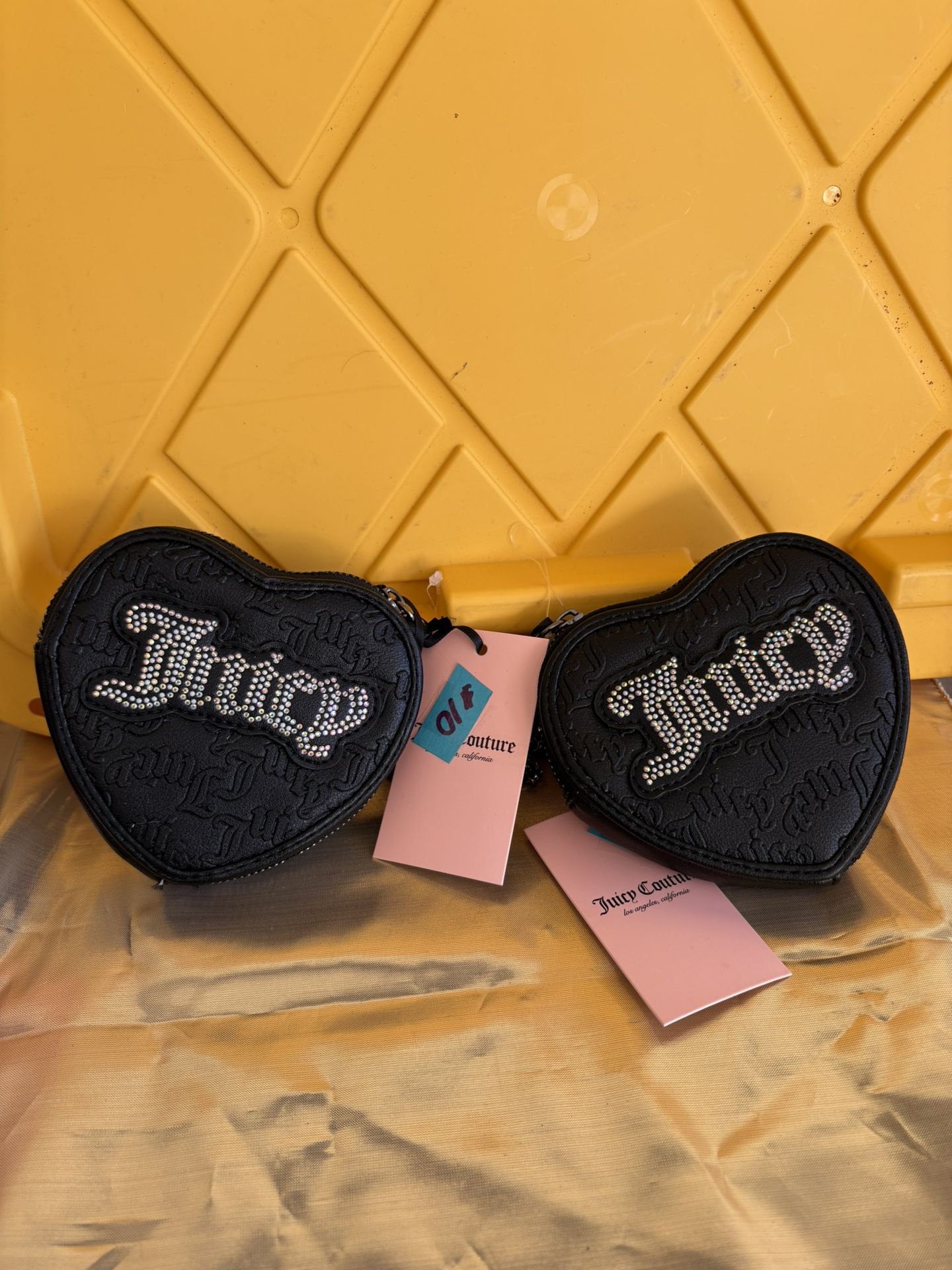 $10 NEW JUICY COUTURE WRISTLETS BLACK HEART $10 EACH 