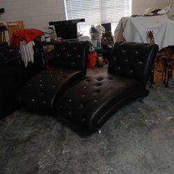 Leather Lounger