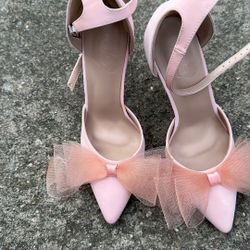 I Am Selling This Woman Sandals used normal Wear good Condition 