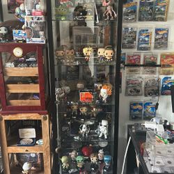 I’m Selling Everything In This Room The Save All The Pops Of The Hot Wheels White Lightning Cabinets Tv Everything In This Room For $5000