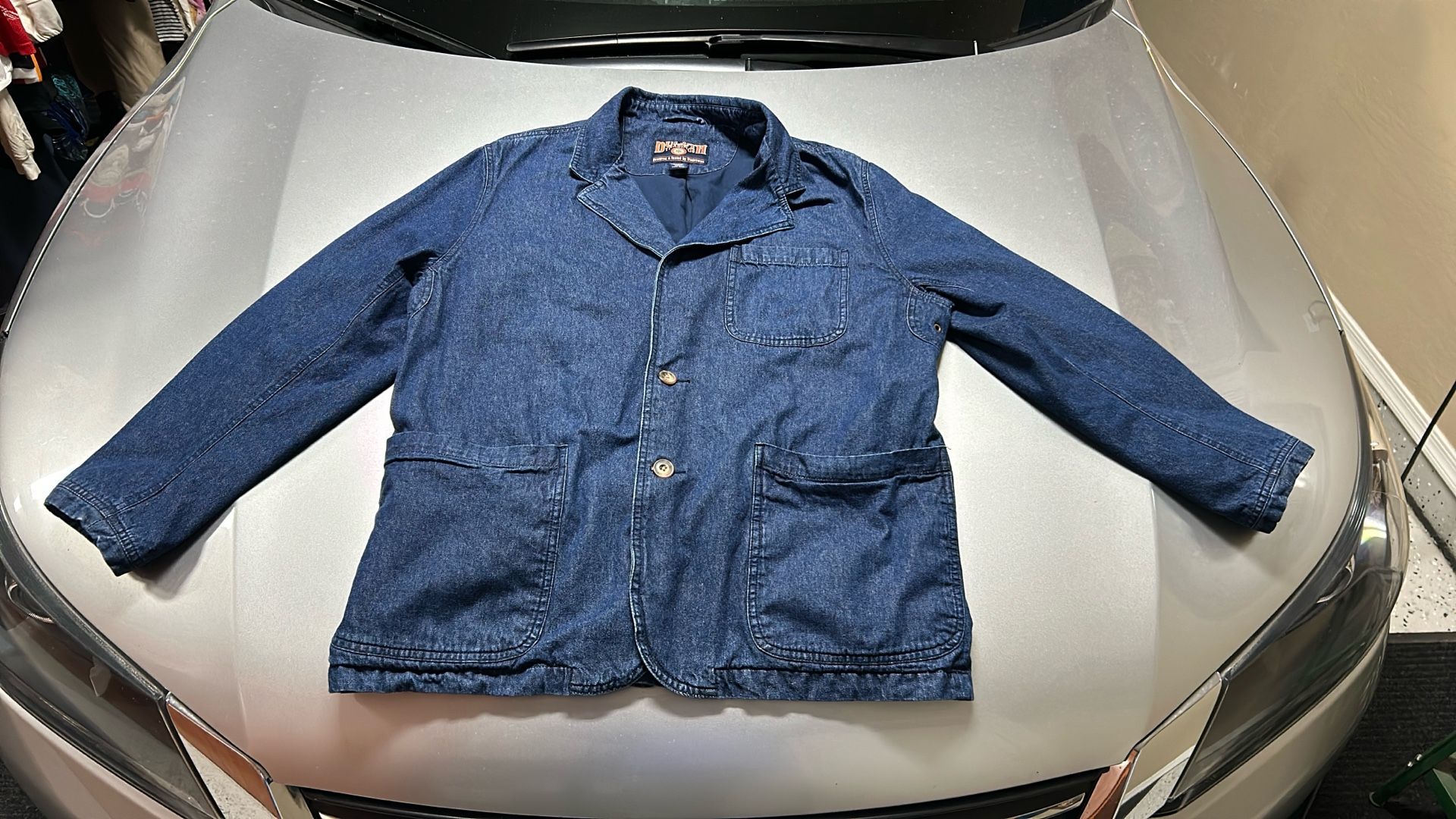 Men’s XL Denim Jacket From D T,r Co.