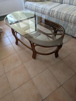Vintage Rattan w/Glass Top Cocktail Table