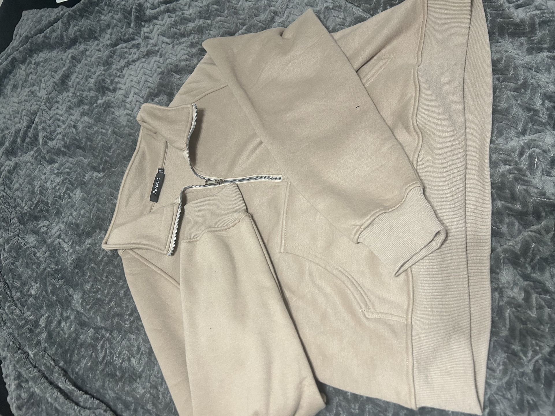 Large Beige Quarter-Zip Jacket 
