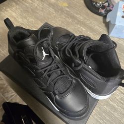 New Jordan's Boy Shoes 2y 