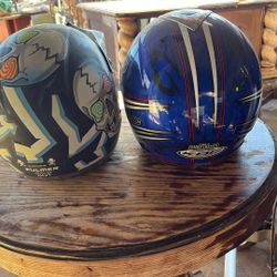 Street And Dirt Motorcycle Helmets 