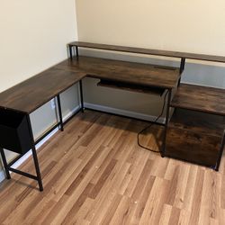 Corner Desk With Inlaid Outlets