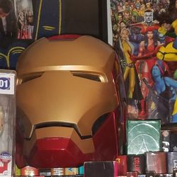 Marvel Legends Iron Man Electronic Helmet 