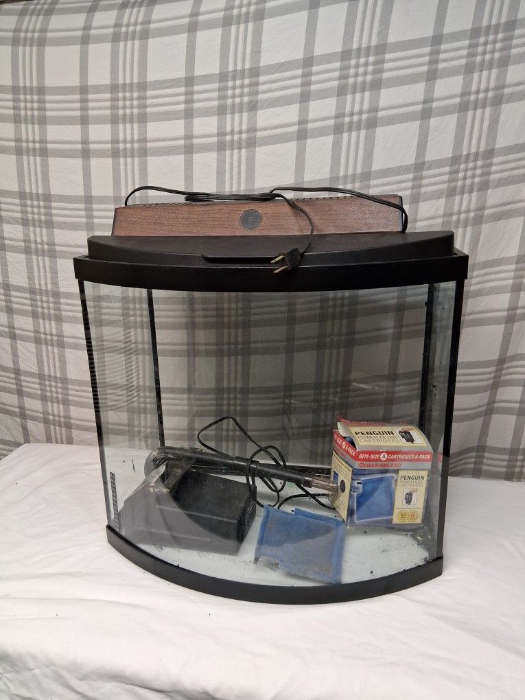 Bow-Front Fish Tank 17gal
