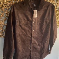 New Men’s Shirt-size Medium 