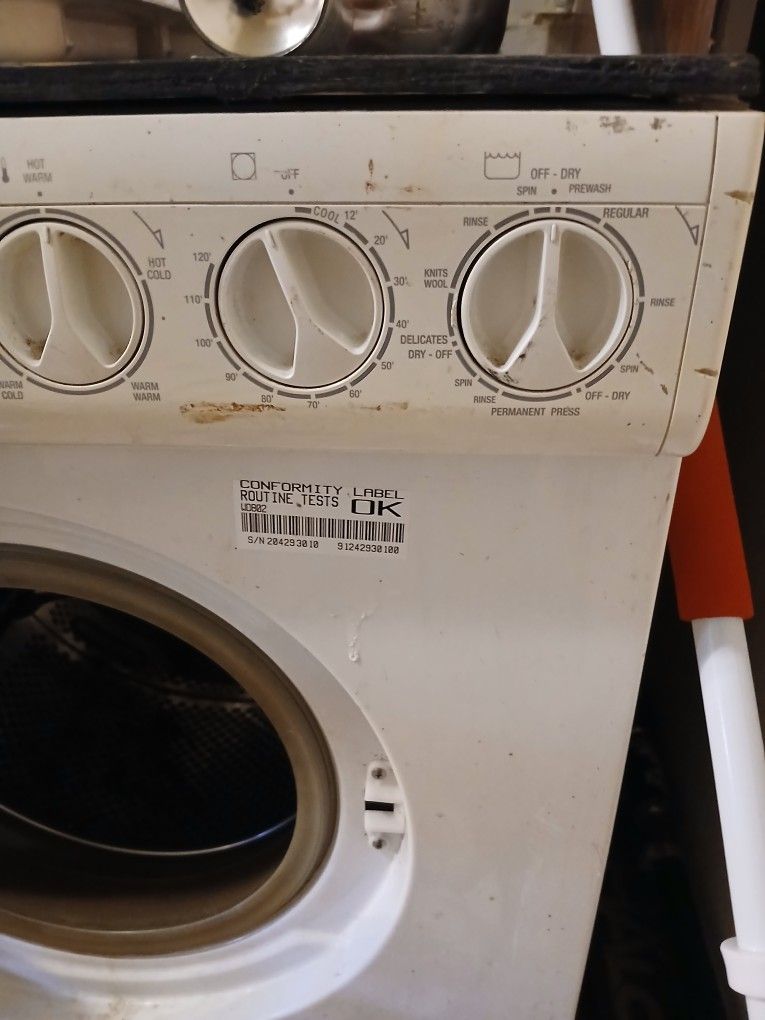 Washer/Dryer In One