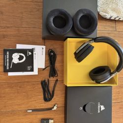 Corsair Virtuoso RGB Wireless Gaming Headset