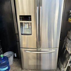REFRIGERATOR SAMSUNG 36” Counter Depth 