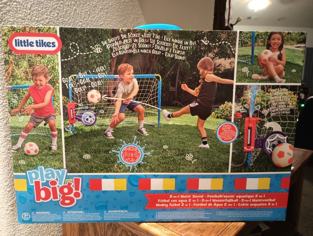 Little Tikes 2 In 1 Water/Soccer Goal