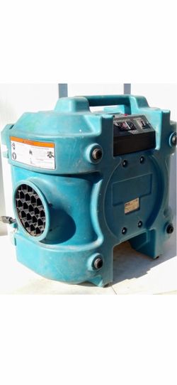 Air scrubber