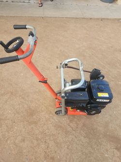 Concrete saw