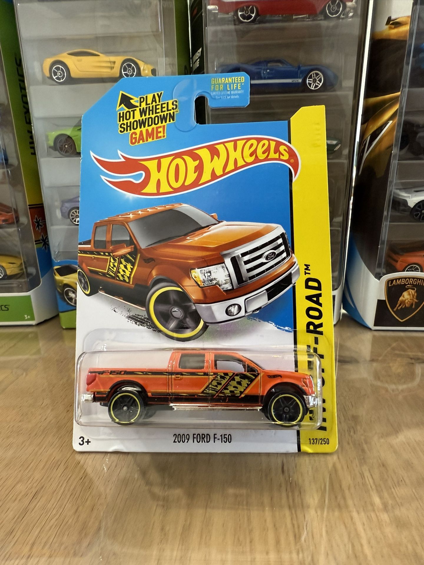 πΊπΈ HOT WHEELS 2013 - Orange 2009 Ford F150 Long Bed Crew Cab - HW OFF ROAD 137/250 - Diecast Toy πΊπΈ