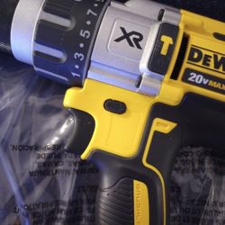 DeWalt XR Brushless 3 Speed Hammer Drill One Left