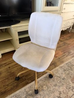Free office desk chair
