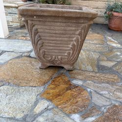 20" Outdoor Planter- Heavy & Durable