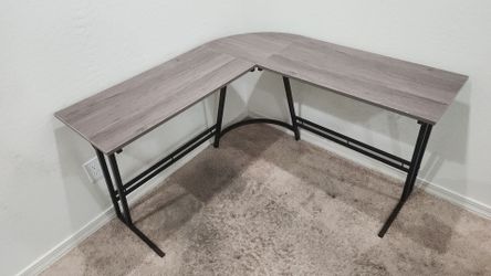 L shaped desk + chair