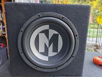 Memphis 12" sub in custom ported box