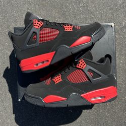 Jordan 4 Retro Red Thunder 