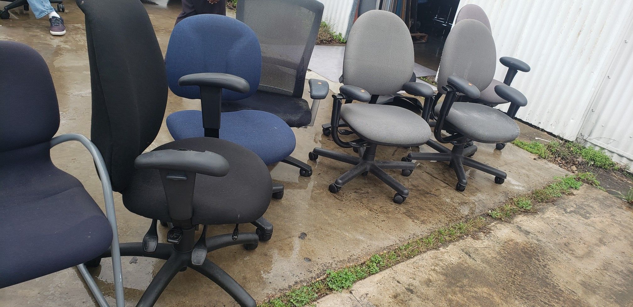 OFFICE CHAIRS FOR SALE!!!!...EACH