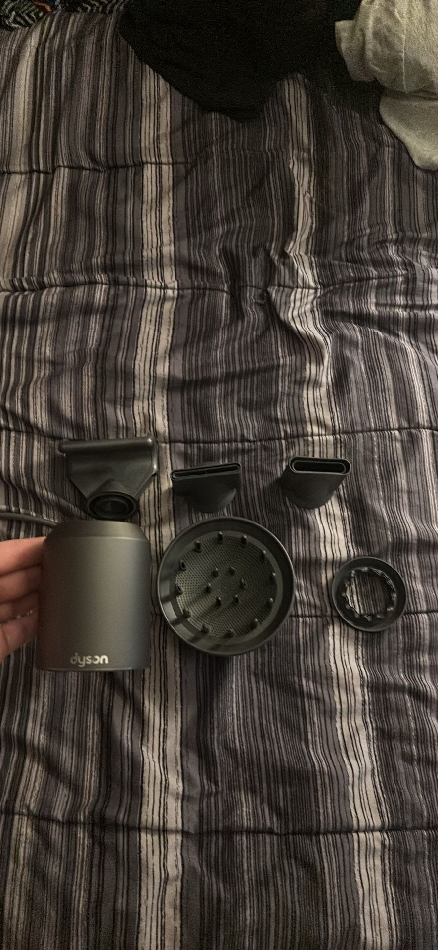 Dyson Hair Dryer + Accessories (NO BOX)