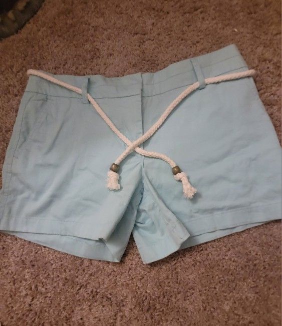 Sz 2 Women's Shorts