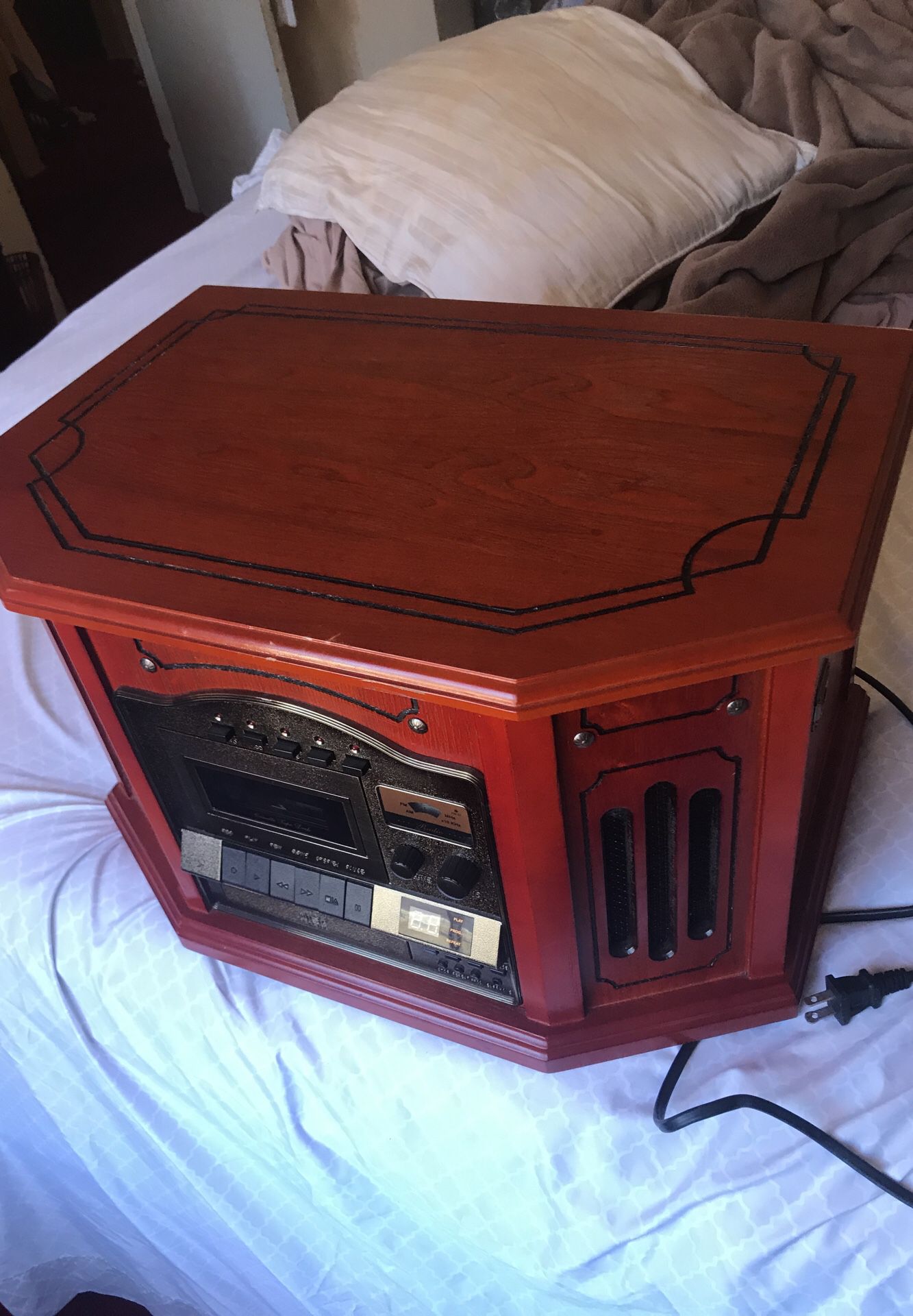 Victoria 7-1 audio player