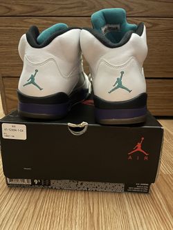 Jordan 5 Grapes 9.5 $150