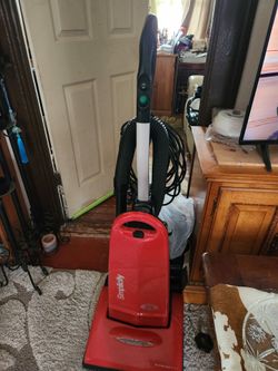 Simplicity Symmetry Upright Vacuum - Powerful & Reliable