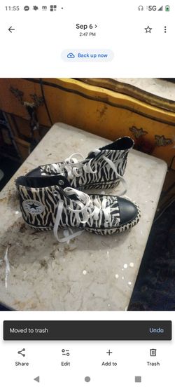 Tenis convers hombre size 4  mujer size 6
