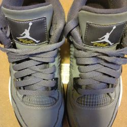 Air Jordan 4 