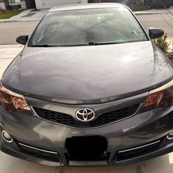 Clean Title Camry SE 2014 98,000 Mile’s only 