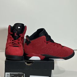 Nike air Jordan 6 Retro Size 2Y