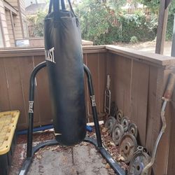 Punching Bag With Stand And Weights 