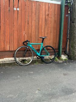 Teal throne