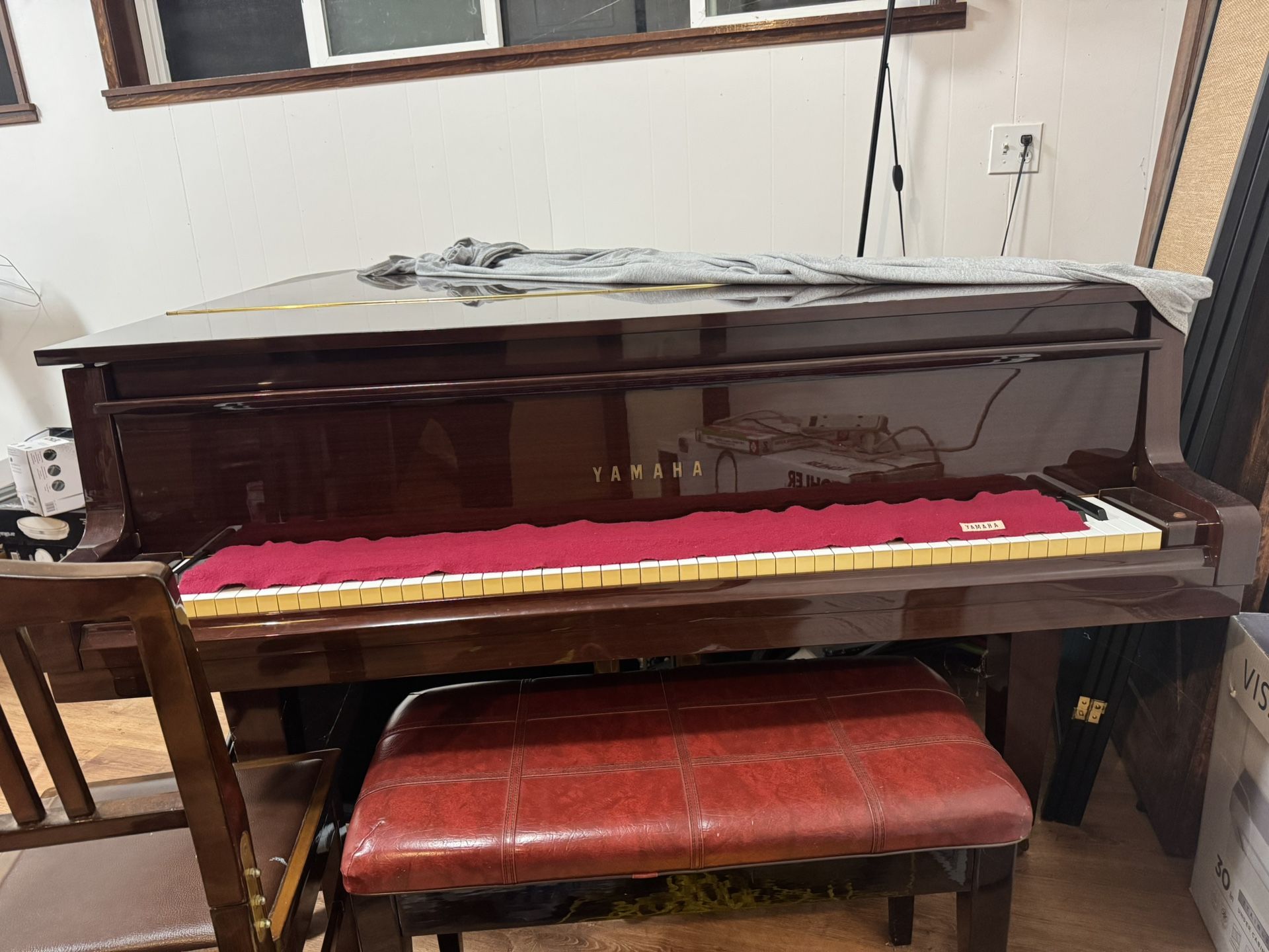 Yamaha GH1 piano