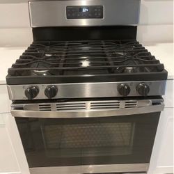 Propane Stove Like New 