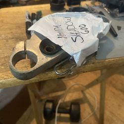 Shadow 600 parts Upper triple tree